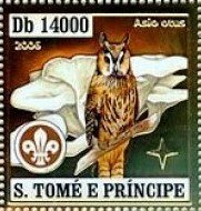 Owls and mushrooms (gold)