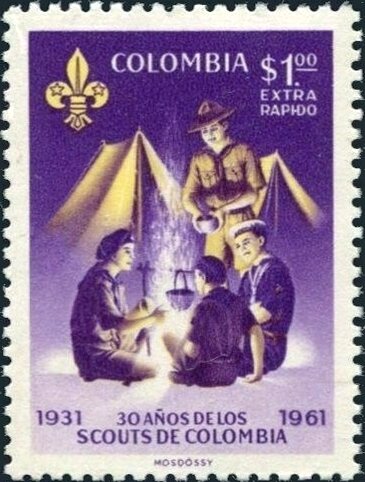 Boy Scouts at the campfire (extra-rápido)