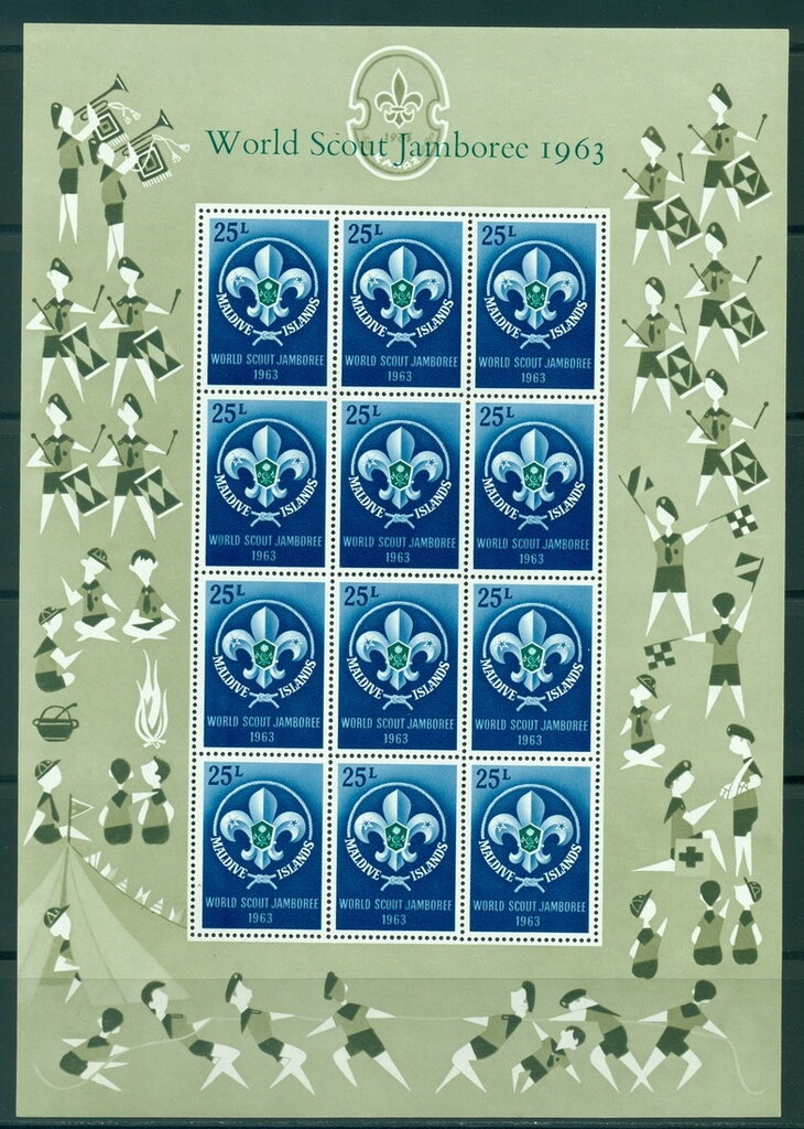 Full pane of 12 × 25 L with decorative Scout borders